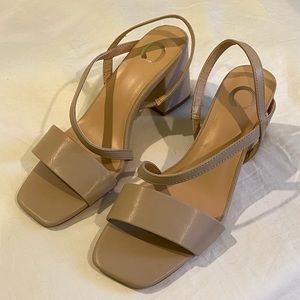 Journee Collection Lirryc 2 Sandal / Heels - NEW size 6.5